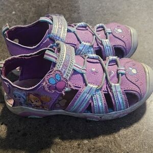 Girls size 11 toddler paw patrol sandal
